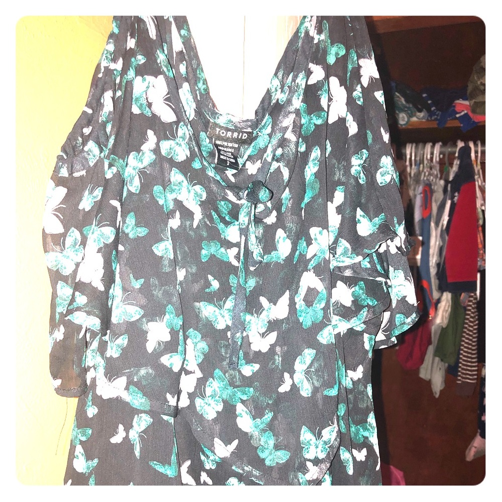 Off the shoulder butterfly shirt